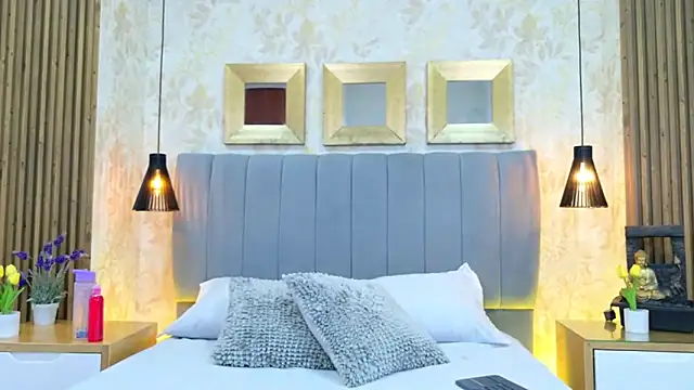 Tifany boobsgb online show from December 4, 2025, 8:17 pm