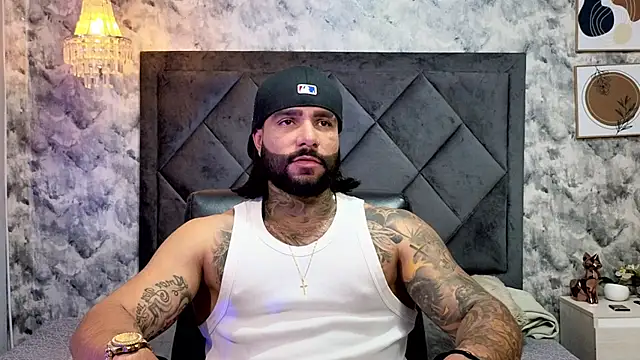 Apolo rousse1 online show from October 1, 2025, 8:37 pm