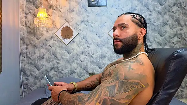 Apolo rousse1 online show from December 21, 2025, 8:38 pm