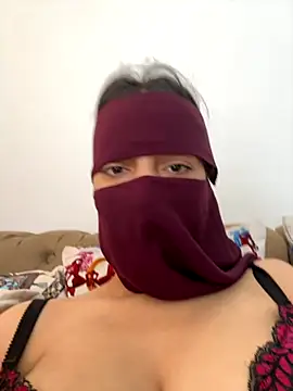 Rabroba89six online show from September 15, 2025, 1:33 pm