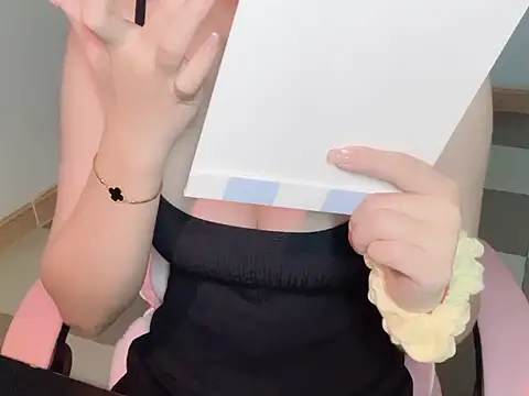  AFang  online show from September 14, 2025, 6:12 am