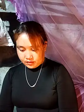 Snapshot of tthun1 chatting on April 5, 2026, 1:08 pm tthun1 online show from April 5, 2026, 1:08 pm