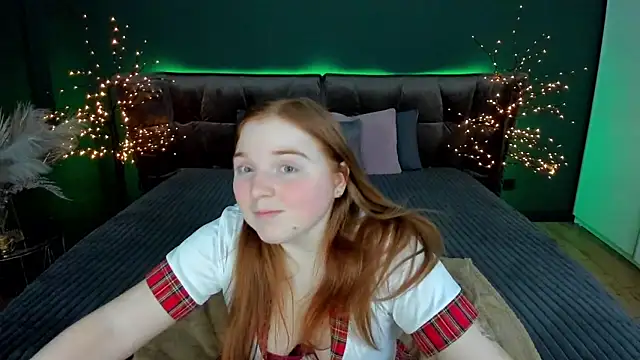 KattyRose8 online show from October 2, 2025, 6:37 pm