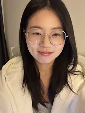 Ella-A9 online show from September 22, 2025, 3:03 pm