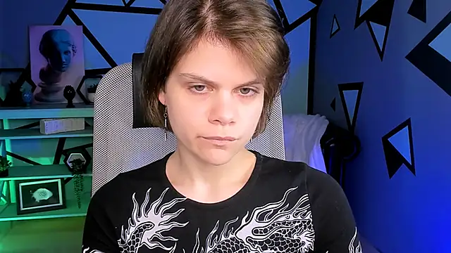 EllieMurler online show from September 27, 2025, 9:03 am