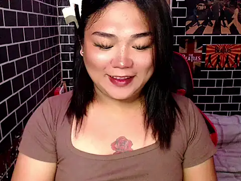 Snapshot of luluakovi_69 chatting on September 25, 2025, 9:24 am luluakovi 69 online show from September 25, 2025, 9:24 am