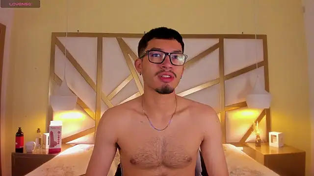 Jaxon Carter online show from April 8, 2026, 2:22 am