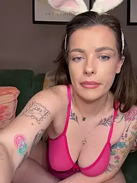 PiperPassionX online show from April 3, 2026, 11:36 pm