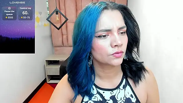 Kiara Cruz   online show from October 7, 2025, 8:06 pm