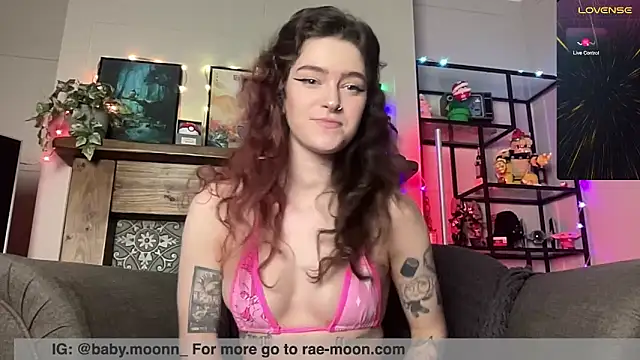 rae moonn online show from March 8, 2026, 7:06 pm