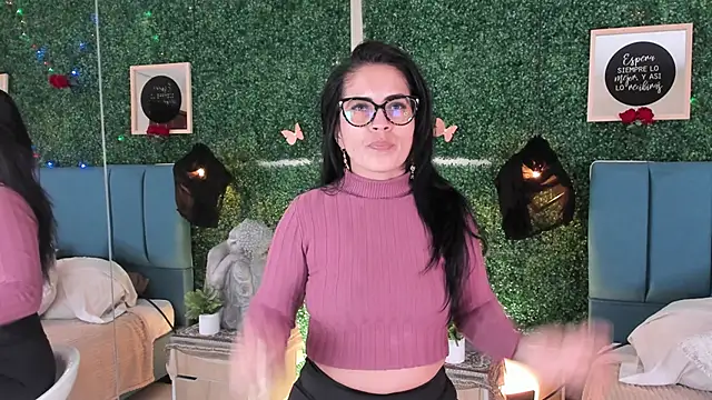 Linagh  online show from November 29, 2025, 1:47 pm