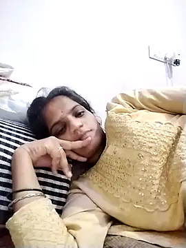 Sofia kuuu online show from November 3, 2025, 4:58 am