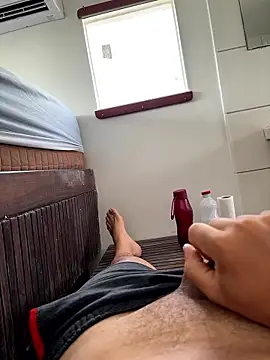 Snapshot of vfw2025 chatting on January 18, 2026, 11:03 am vfw2025 online show from January 18, 2026, 11:03 am