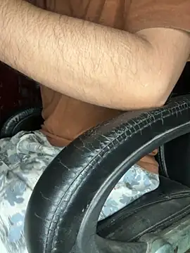 moonworshiper online show from October 25, 2025, 5:59 am