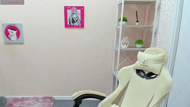 R0cket bunny online show from October 20, 2025, 1:06 am