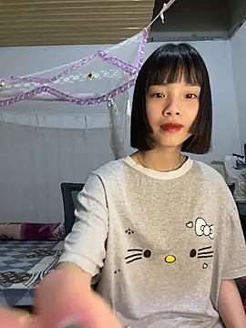 andymi1 online show from April 10, 2026, 2:39 am