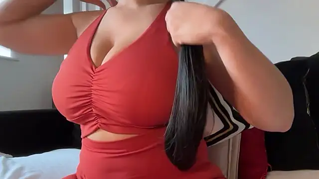 MissMyaBentley online show from February 17, 2026, 3:40 pm