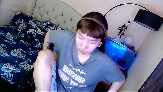 ShantalFoxxy  online show from September 9, 2025, 2:33 am