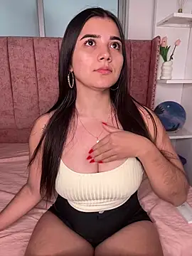 salomecute21 online show from February 15, 2026, 11:30 am