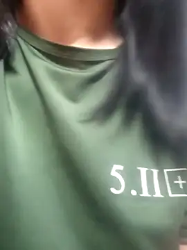 Snapshot of AlinaSiS chatting on November 12, 2025, 10:48 am AlinaSiS online show from November 12, 2025, 10:48 am