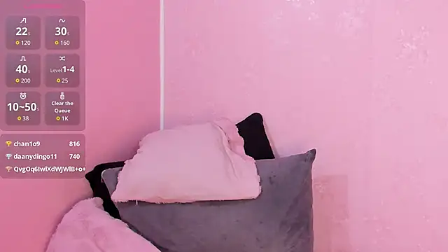 JuliethMoss online show from April 11, 2026, 7:45 am