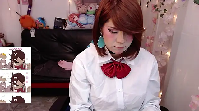 jadedelux  online show from March 13, 2026, 7:42 pm