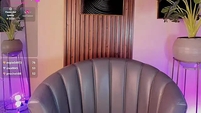 artemish   online show from November 13, 2025, 12:26 pm