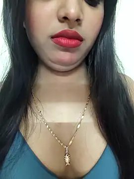 Snapshot of Maahhii_2 chatting on September 9, 2025, 6:40 pm Maahhii 2 online show from September 9, 2025, 6:40 pm