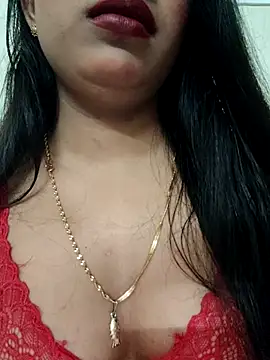 Snapshot of Maahhii_2 chatting on September 17, 2025, 5:03 pm Maahhii 2 online show from September 17, 2025, 5:03 pm