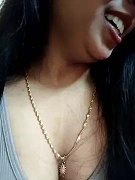 Snapshot of Maahhii_2 chatting on September 28, 2025, 3:56 am Maahhii 2 online show from September 28, 2025, 3:56 am