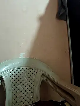 Snapshot of Maahhii_2 chatting on January 15, 2026, 8:23 pm Maahhii 2 online show from January 15, 2026, 8:23 pm