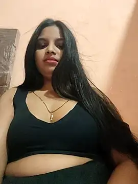 Snapshot of Maahhii_2 chatting on February 26, 2026, 7:02 pm Maahhii 2 online show from February 26, 2026, 7:02 pm