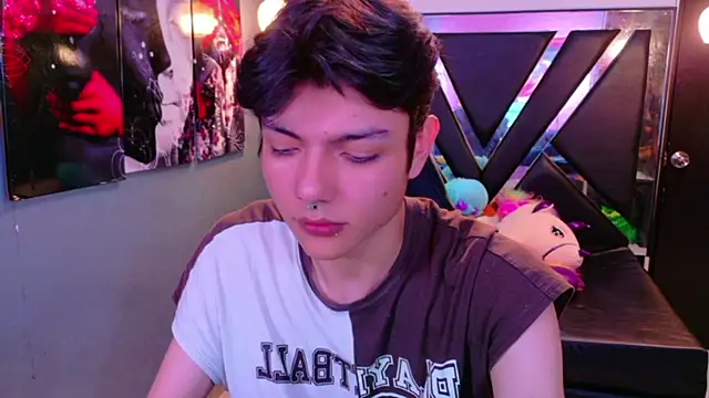 alandelrey57 online show from January 11, 2026, 5:34 am