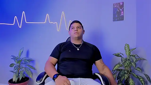 Maximus Steel online show from November 23, 2025, 2:50 pm