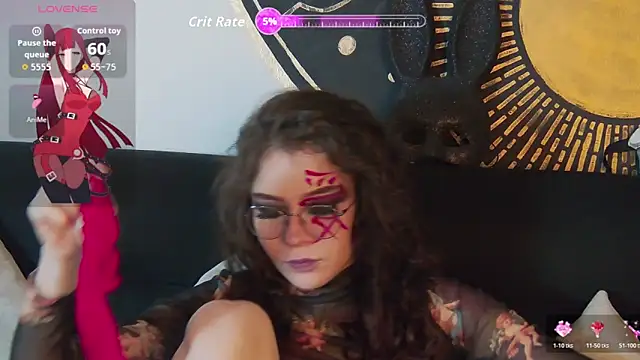 RavennMoonn online show from October 25, 2025, 8:36 pm