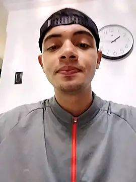 andrew colleman online show from December 5, 2025, 6:44 am