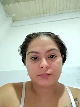 yatzuriperrita online show from February 17, 2026, 8:15 pm