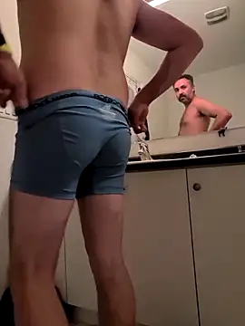 Snapshot of cloudymatt chatting on September 26, 2025, 9:24 am cloudymatt online show from September 26, 2025, 9:24 am