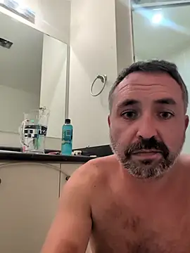 Snapshot of cloudymatt chatting on November 4, 2025, 3:16 am cloudymatt online show from November 4, 2025, 3:16 am