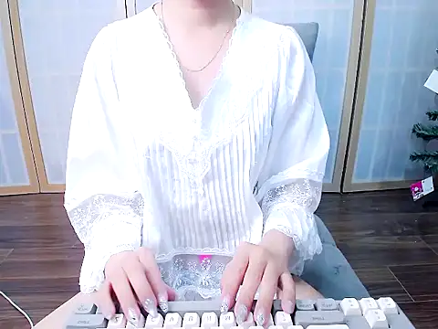 yuna-ka online show from January 9, 2026, 11:57 am