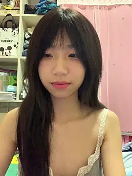 YuKino-999 online show from October 10, 2025, 5:12 pm