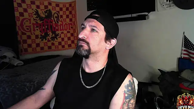 Snapshot of DevilPup75_ chatting on September 26, 2025, 2:15 am DevilPup75 online show from September 26, 2025, 2:15 am