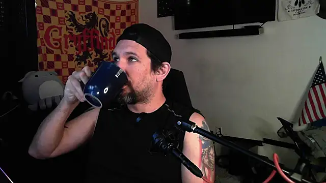 Snapshot of DevilPup75_ chatting on October 2, 2025, 1:29 pm DevilPup75 online show from October 2, 2025, 1:29 pm