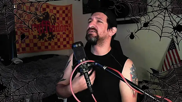 Snapshot of DevilPup75_ chatting on October 5, 2025, 3:43 pm DevilPup75 online show from October 5, 2025, 3:43 pm