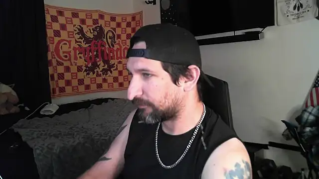 Snapshot of DevilPup75_ chatting on October 11, 2025, 12:32 am DevilPup75 online show from October 11, 2025, 12:32 am