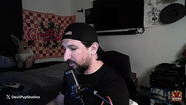 Snapshot of DevilPup75_ chatting on January 17, 2026, 12:48 am DevilPup75 online show from January 17, 2026, 12:48 am