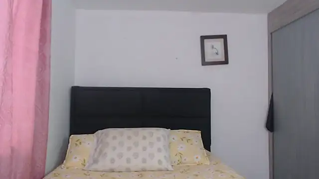 Tiiana online show from March 14, 2026, 3:28 pm