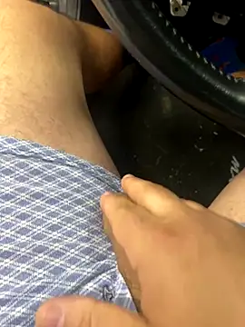 Maetty1986 online show from October 15, 2025, 5:13 pm