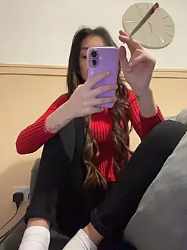 naughtybella05 online show from January 11, 2026, 4:45 pm