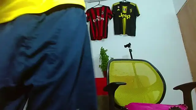 skinny23cm online show from March 3, 2026, 10:54 am